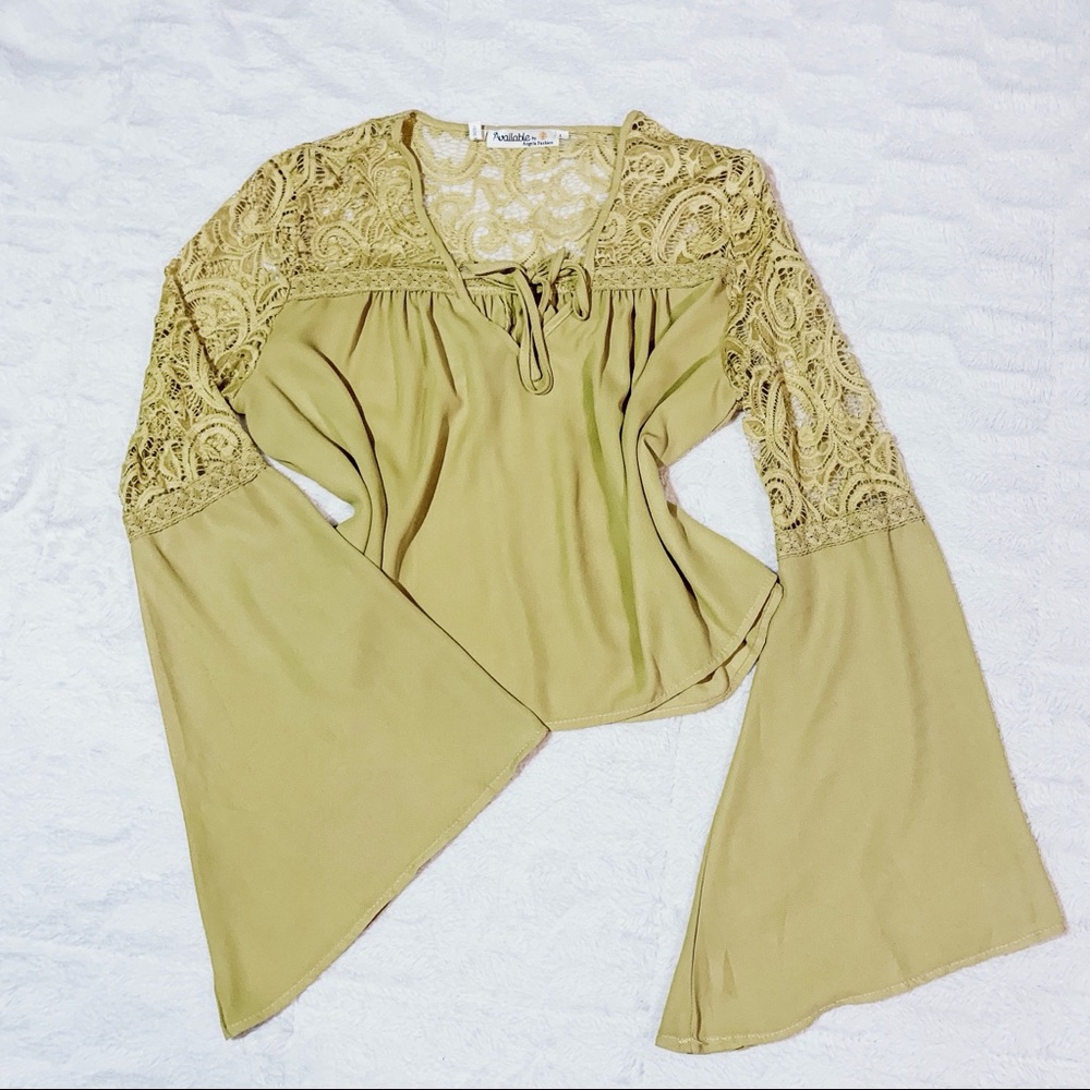 cropped + lace bell sleeve top